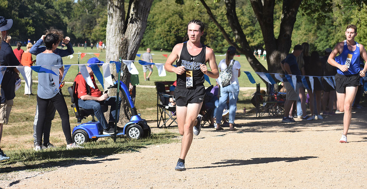 Men's Cross Country Runs to Sixth Place Finish at Queen City Invite