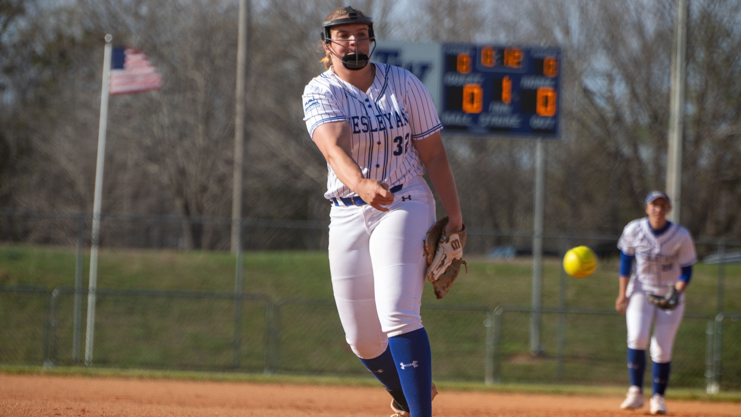 Softball Wins Second Consecutive AAC Doubleheader