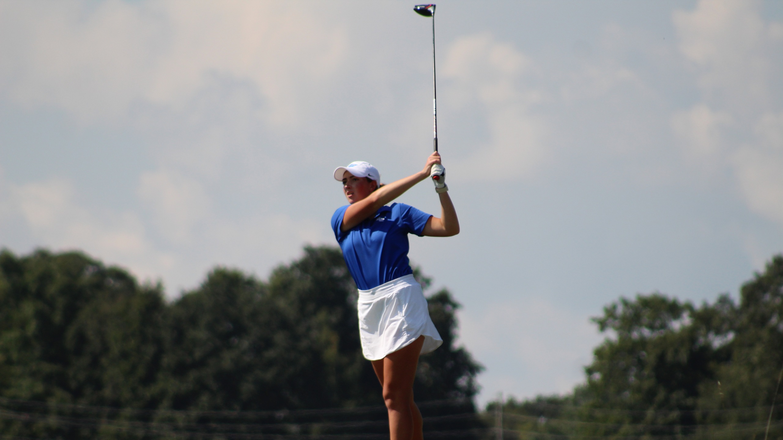 Women's Golf Finishes One Stroke Behind First Place; Hassall Wins Individual Title