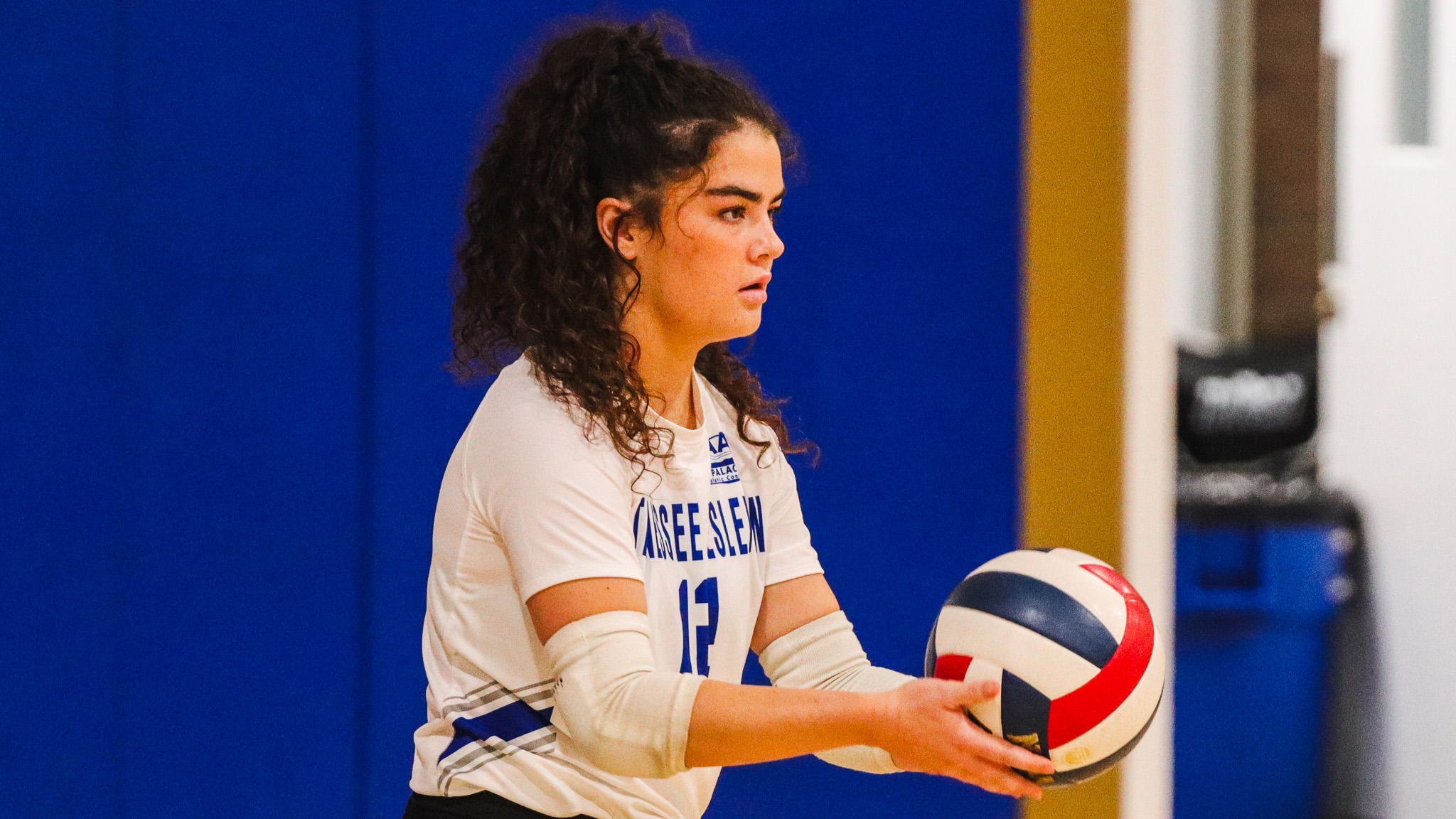 Volleyball Drops Close Contest Against Johnson